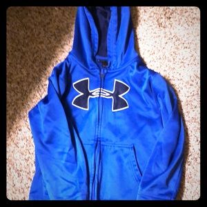 Boys size 7 under armour zip up hoodie